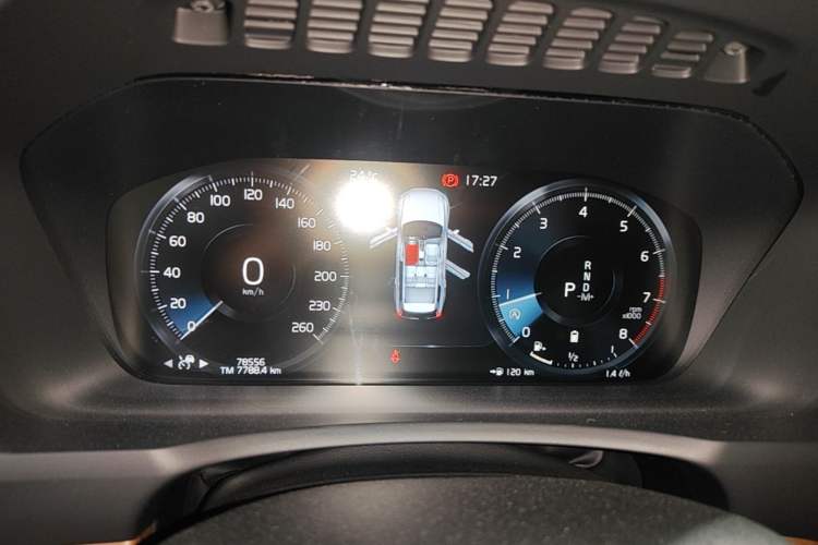Used Volvo XC90 2022 B5 Smart Drive Luxury Edition 5 Seats Instrument Cluster