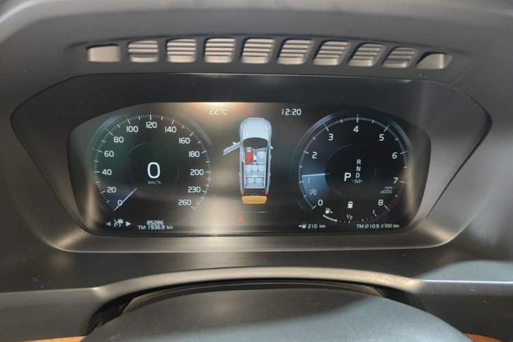 Used Volvo XC90 2022 B6 Zhiyi Luxury Edition 7-Seater Instrument Cluster
