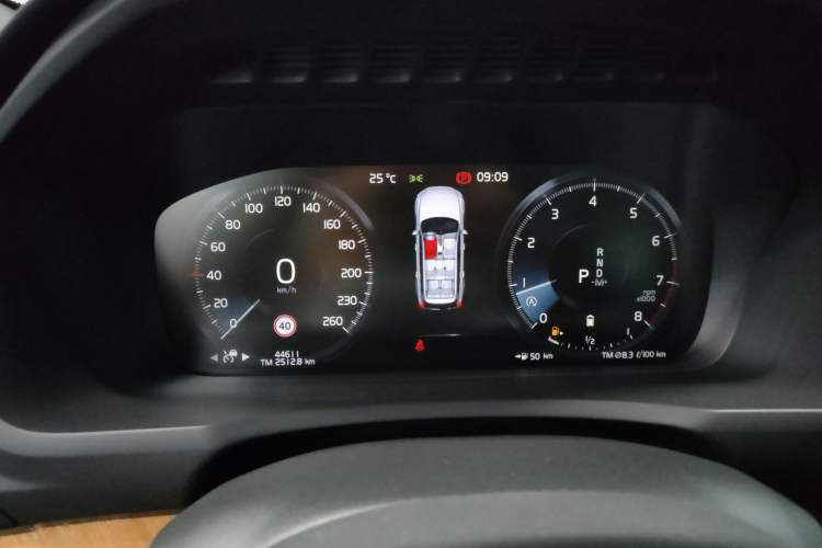 Used Volvo XC90 2022 B5 SmartDrive Luxury Edition 7 Seats Instrument Cluster