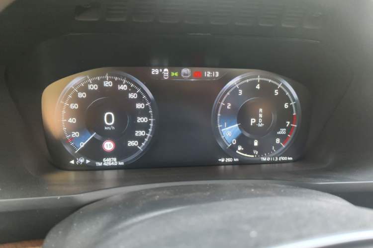 Used Volvo XC90 2022 B5 Smart Drive Luxury Edition 5 Seats Instrument Cluster