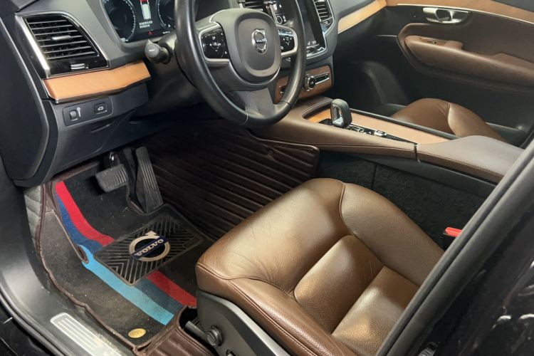 Used Volvo XC90 2022 B6 Zhiyi Luxury Edition 7-Seater Interior 1