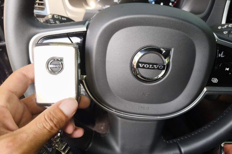 Used Volvo XC90 2022 B6 Zhiyi Luxury Edition 7-Seater Interior 1