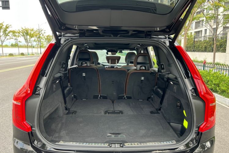 Used Volvo XC90 2022 B6 Zhiyi Luxury Edition 7-Seater Interior 12