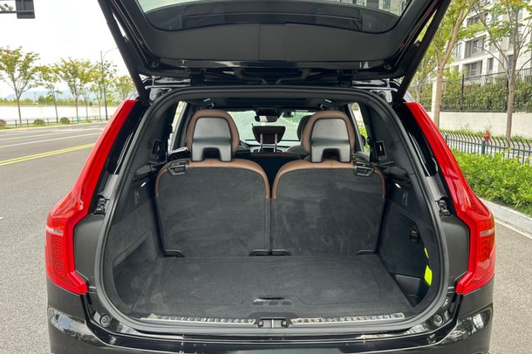Used Volvo XC90 2022 B6 Zhiyi Luxury Edition 7-Seater Interior 13