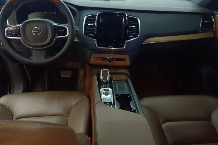 Used Volvo XC90 2022 B6 Zhiyi Luxury Edition 7-Seater Interior 2