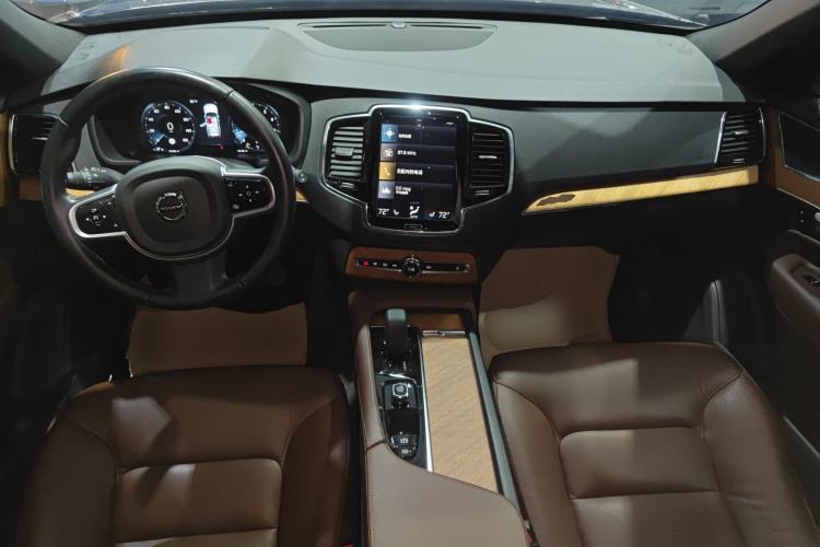 Used Volvo XC90 2022 B6 Zhiyi Luxury Edition 7-Seater Interior 2