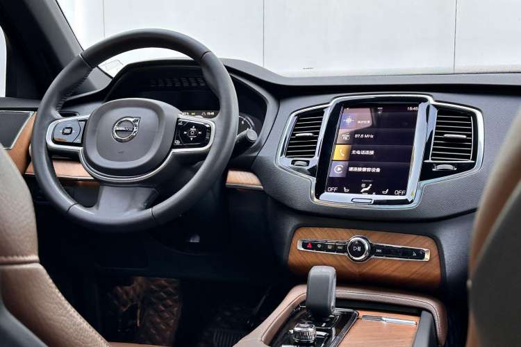 Used Volvo XC90 2022 B6 Zhiyi Luxury Edition 7-Seater Interior 2