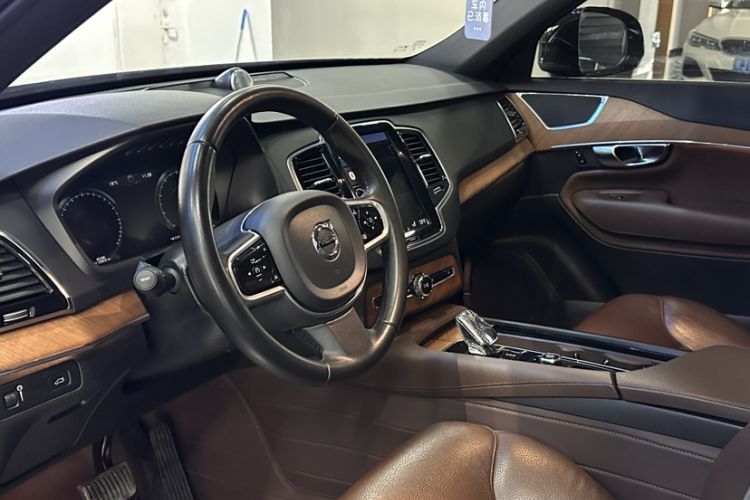 Used Volvo XC90 2022 B6 Zhiyi Luxury Edition 7-Seater Interior 3