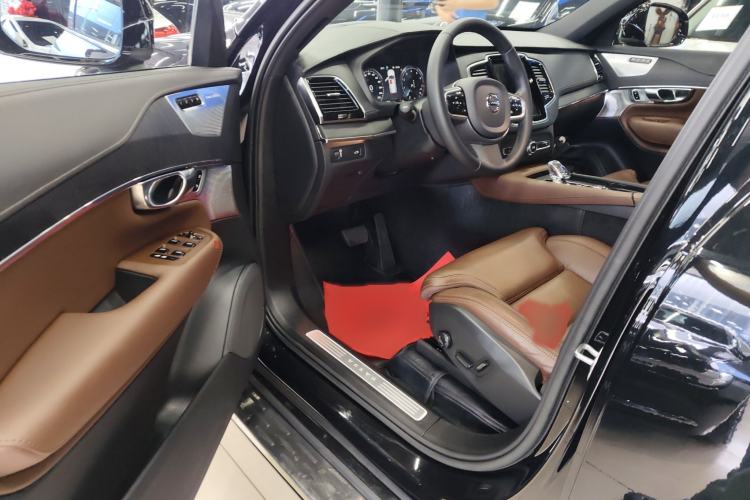 Used Volvo XC90 2022 B6 Zhiya Luxury 7-Seater Interior 3