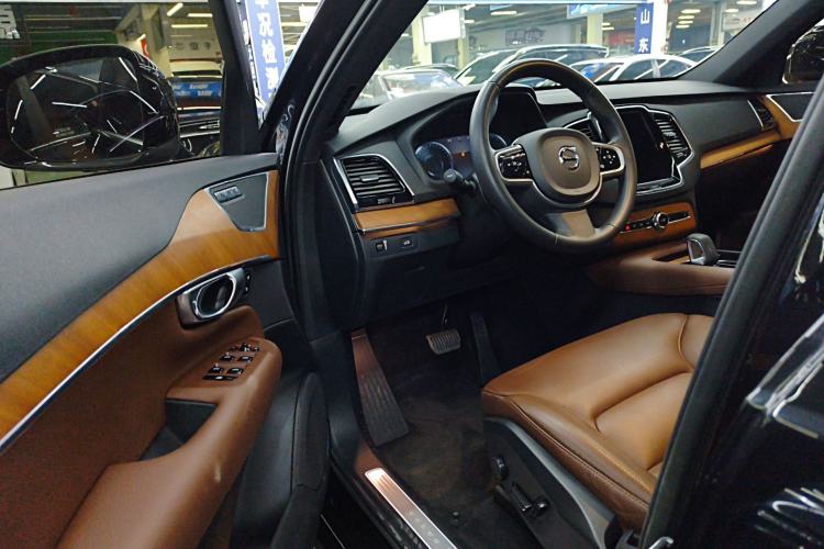 Used Volvo XC90 2022 B6 Zhiyi Luxury Edition 7-Seater Interior 3