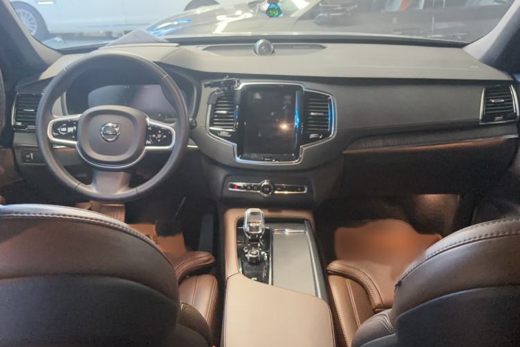 Used Volvo XC90 2022 B6 Zhiya Luxury 7-Seater Interior 3