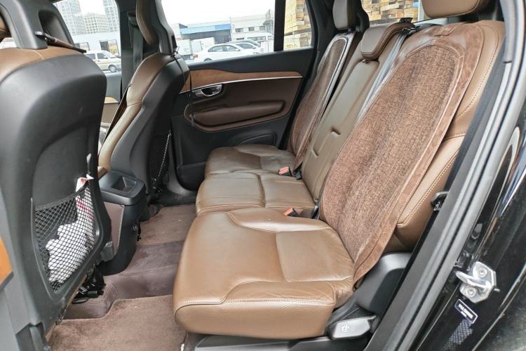 Used Volvo XC90 2022 B5 Smart Drive Luxury Edition 5 Seats Interior 4
