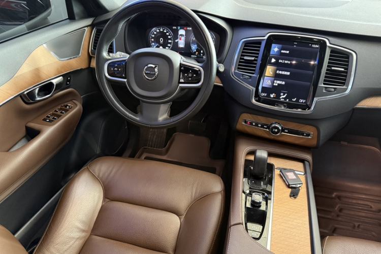 Used Volvo XC90 2022 B5 Smart Drive Luxury Edition 5 Seats Interior 5