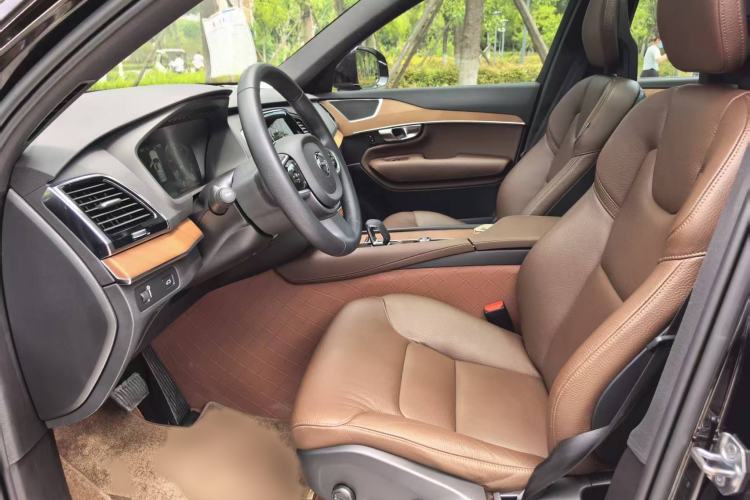 Used Volvo XC90 2022 B6 Zhiyi Luxury Edition 7-Seater Interior 8