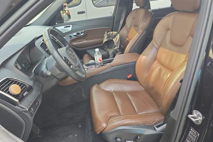 Used Volvo XC90 2022 B6 Zhiya Luxury 7-Seater Left Front Seat