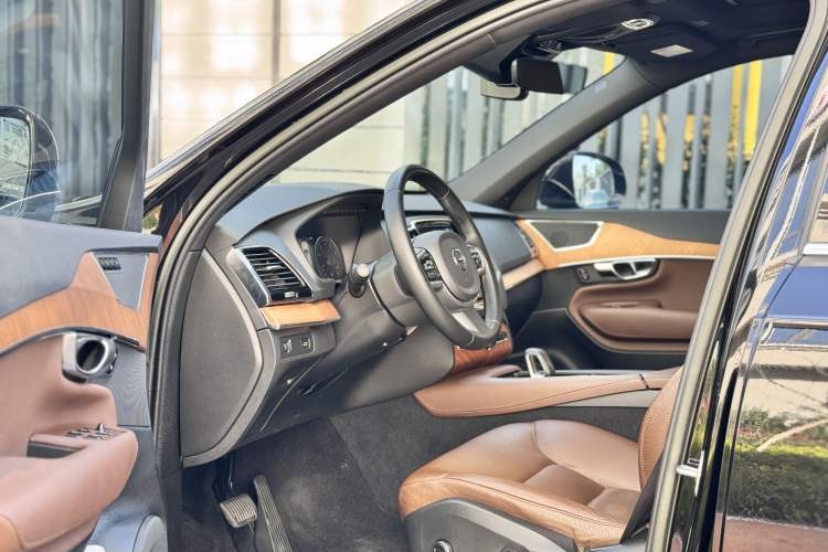 Used Volvo XC90 2022 B6 Zhiyi Luxury Edition 7-Seater Left Front Seat