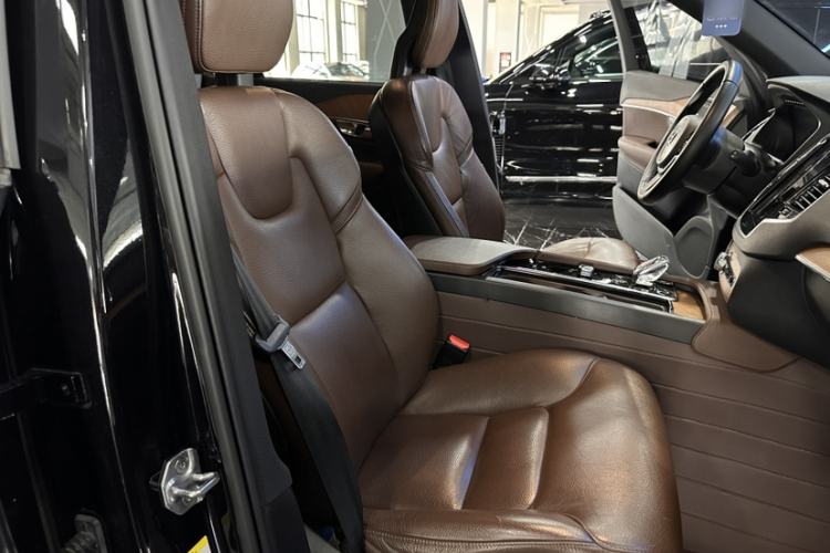 Used Volvo XC90 2022 B6 Zhiyi Luxury Edition 7-Seater Left Front Seat