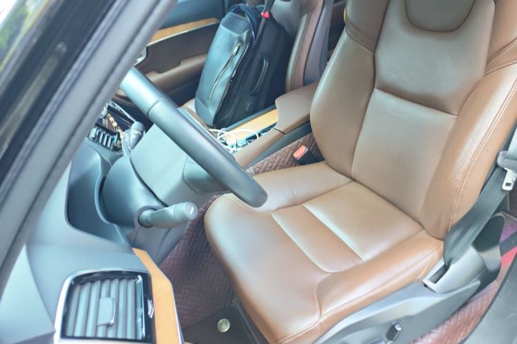 Used Volvo XC90 2022 B6 Zhiyi Luxury Edition 7-Seater Left Front Seat