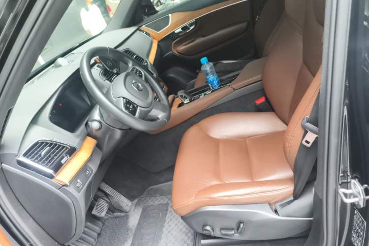Used Volvo XC90 2022 B6 Zhiyi Luxury Edition 7-Seater Left Front Seat