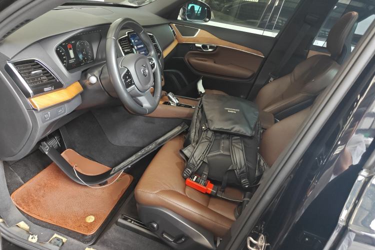 Used Volvo XC90 2022 B6 Zhiyi Luxury Edition 7-Seater Left Front Seat