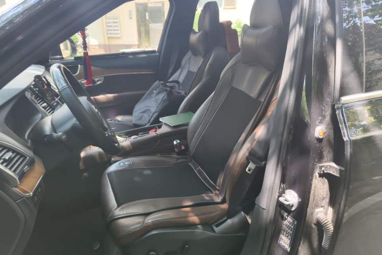 Used Volvo XC90 2022 B5 Smart Drive Luxury Edition 5 Seats Left Front Seat
