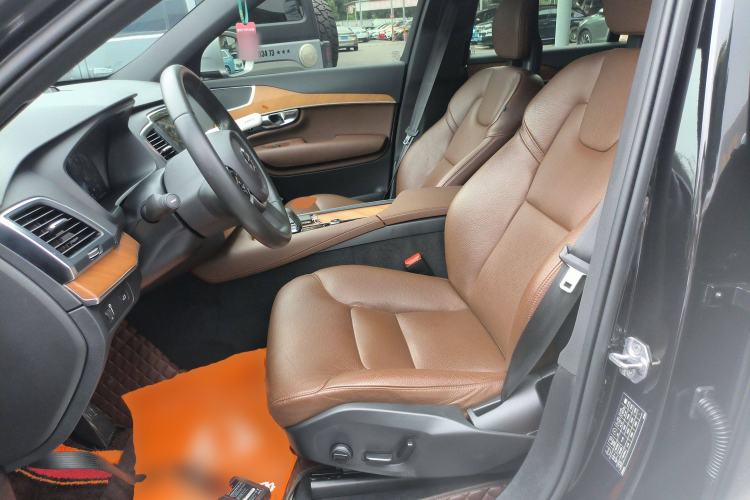 Used Volvo XC90 2022 B5 Smart Drive Luxury Edition 5 Seats Left Front Seat