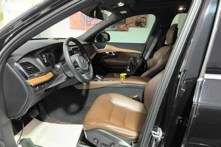 Used Volvo XC90 2022 B5 Smart Drive Luxury Edition 5 Seats Left Front Seat