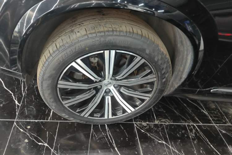 Used Volvo XC90 2022 B6 Zhiyi Luxury Edition 7-Seater Left Front Wheel Hub