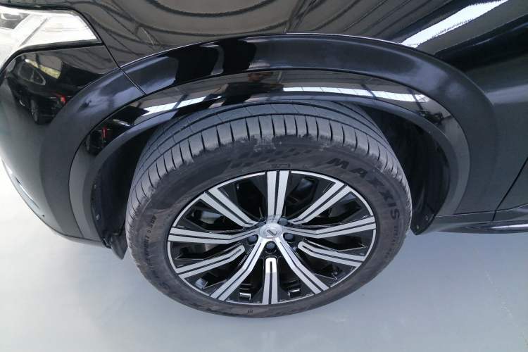 Used Volvo XC90 2022 B6 Zhiyi Luxury Edition 7-Seater Left Front Wheel Hub