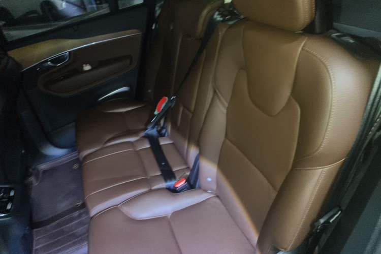 Used Volvo XC90 2022 B6 Zhiyi Luxury Edition 7-Seater Left Rear Seat