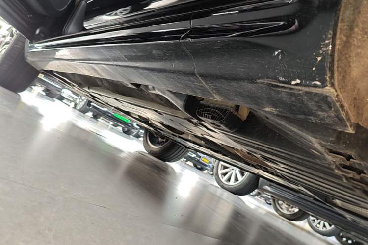 Used Volvo XC90 2022 B6 Zhiya Luxury 7-Seater Left Side Sill