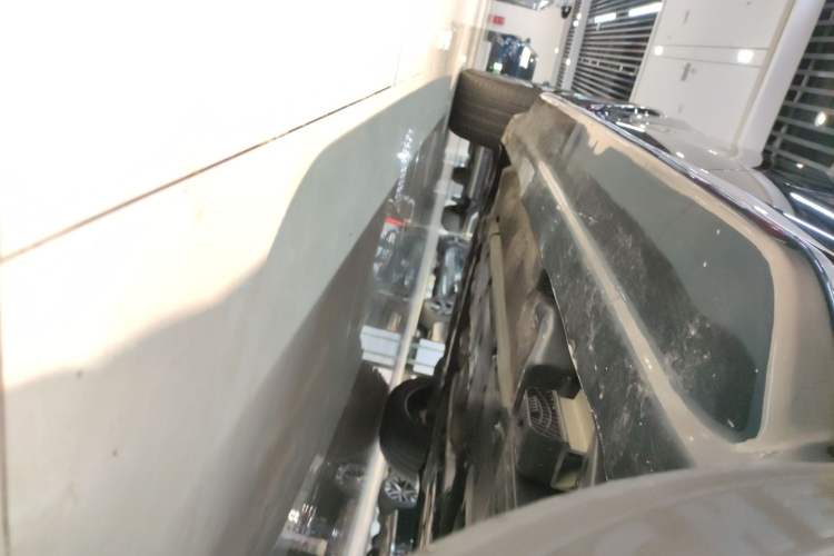Used Volvo XC90 2022 B6 Zhiyi Luxury Edition 7-Seater Left Side Sill