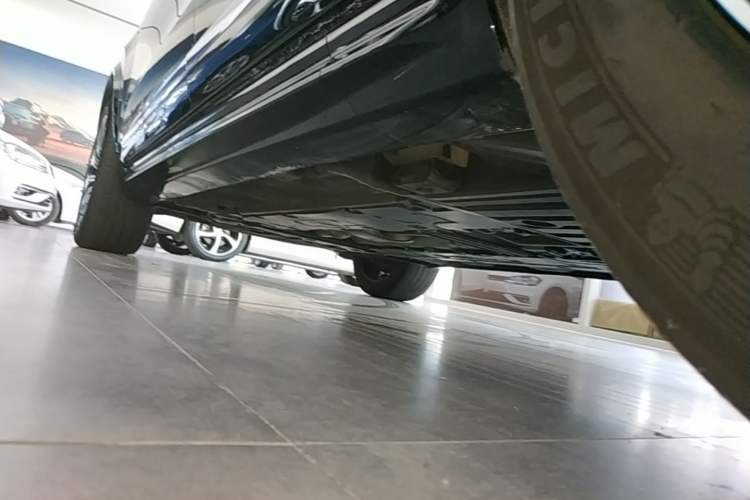 Used Volvo XC90 2022 B6 Zhiyi Luxury Edition 7-Seater Left Side Sill