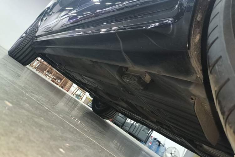Used Volvo XC90 2022 B6 Zhiyi Luxury Edition 7-Seater Left Side Sill