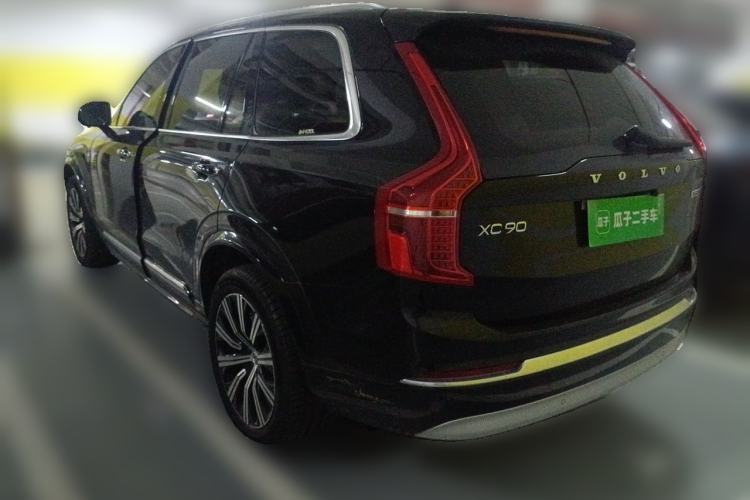 Used Volvo XC90 2022 B5 SmartDrive Luxury Edition 7 Seats Rear Left 45 Deg