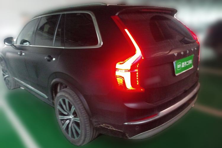 Used Volvo XC90 2022 B5 SmartDrive Luxury Edition 7 Seats Rear Left 45 Deg