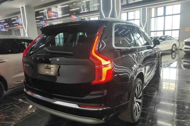 Used Volvo XC90 2022 B6 Zhiyi Luxury Edition 7-Seater Rear Right 45 Deg