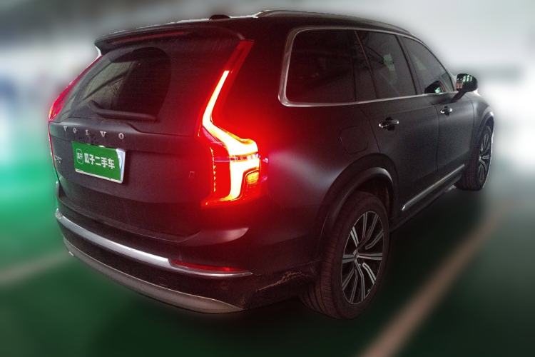 Used Volvo XC90 2022 B5 SmartDrive Luxury Edition 7 Seats Rear Right 45 Deg