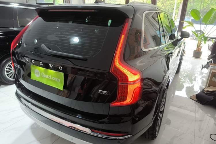 Used Volvo XC90 2022 B5 Smart Drive Luxury Edition 5 Seats Rear Right 45 Deg