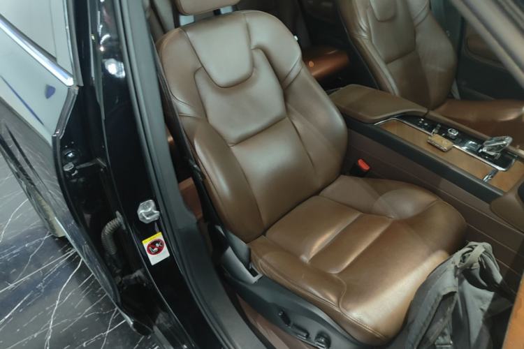 Used Volvo XC90 2022 B6 Zhiyi Luxury Edition 7-Seater Right Front Seat
