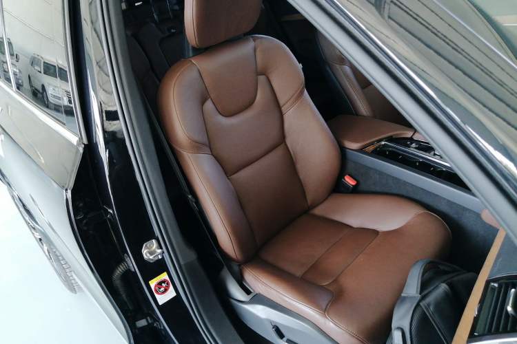 Used Volvo XC90 2022 B6 Zhiyi Luxury Edition 7-Seater Right Front Seat