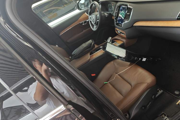 Used Volvo XC90 2022 B6 Zhiyi Luxury Edition 7-Seater Right Front Seat