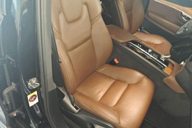 Used Volvo XC90 2022 B6 Zhiyi Luxury Edition 7-Seater Right Front Seat