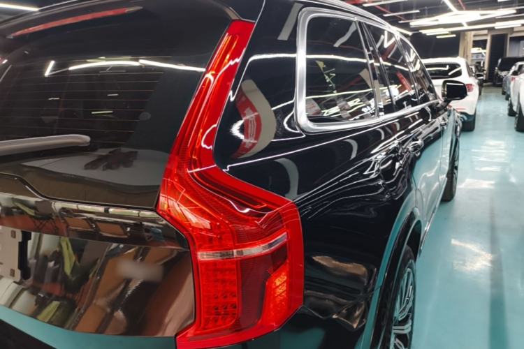 Used Volvo XC90 2022 B6 Zhiyi Luxury Edition 7-Seater Right Rear Taillight