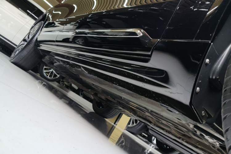 Used Volvo XC90 2022 B5 Smart Drive Luxury Edition 5 Seats Right Side Sill
