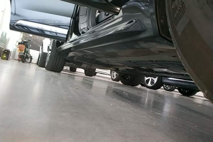 Used Volvo XC90 2022 B6 Zhiyi Luxury Edition 7-Seater Right Side Sill