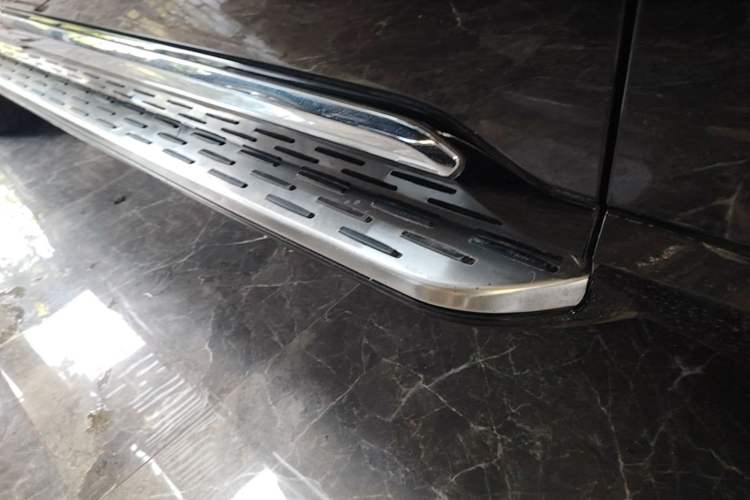 Used Volvo XC90 2022 B6 Zhiyi Luxury Edition 7-Seater Right Side Sill