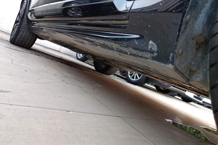 Used Volvo XC90 2022 B6 Zhiyi Luxury Edition 7-Seater Right Side Sill