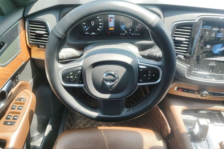 Used Volvo XC90 2022 B6 Zhiyi Luxury Edition 7-Seater Steering Wheel