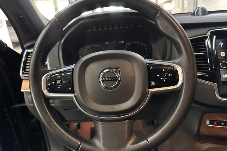 Used Volvo XC90 2022 B6 Zhiyi Luxury Edition 7-Seater Steering Wheel